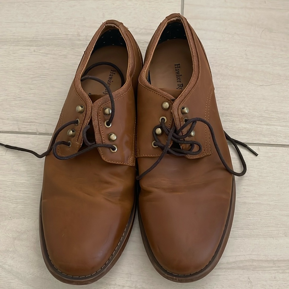 Men’s dress shoes